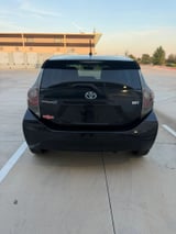 2013 Toyota Prius C - Preview 4
