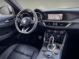 2022 Alfa Romeo Stelvio - Preview 7