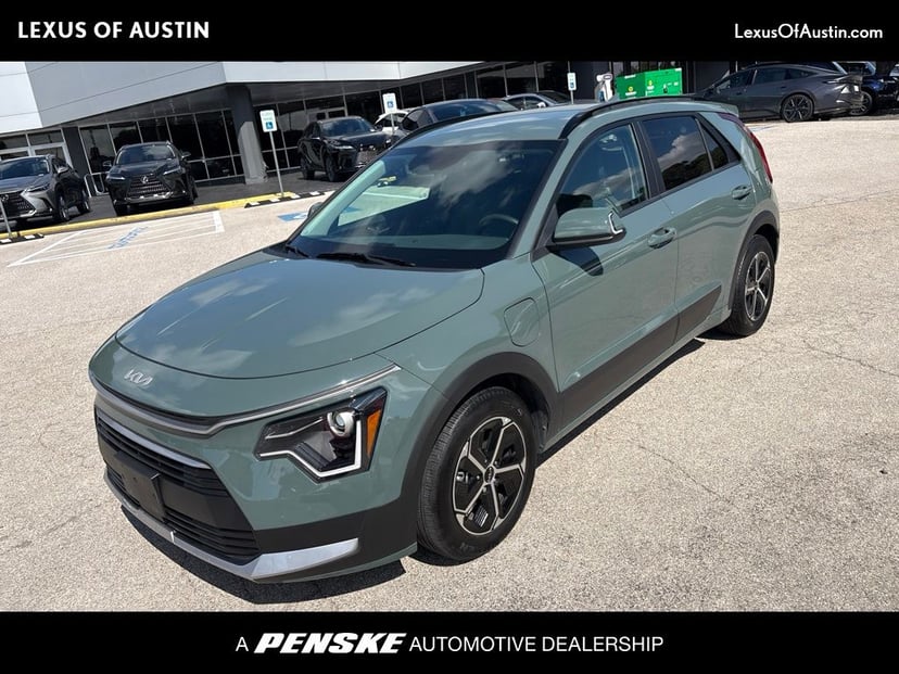 2024 Kia Niro Plug-In Hybrid - Image 1