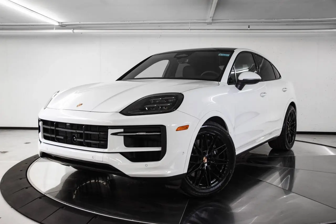2026 Porsche Cayenne - Image 1