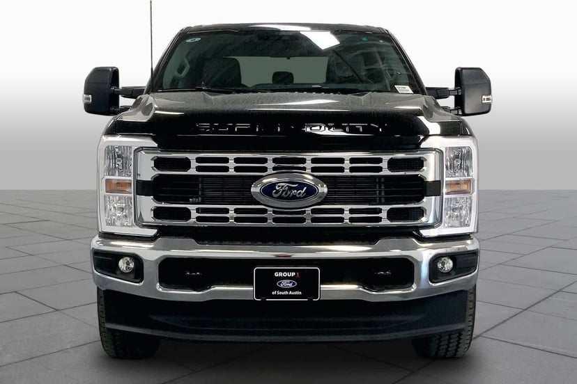 2026 Ford F-350 - Image 2