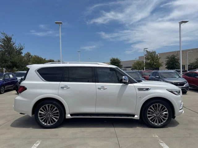 2018 INFINITI QX80 - Image 3