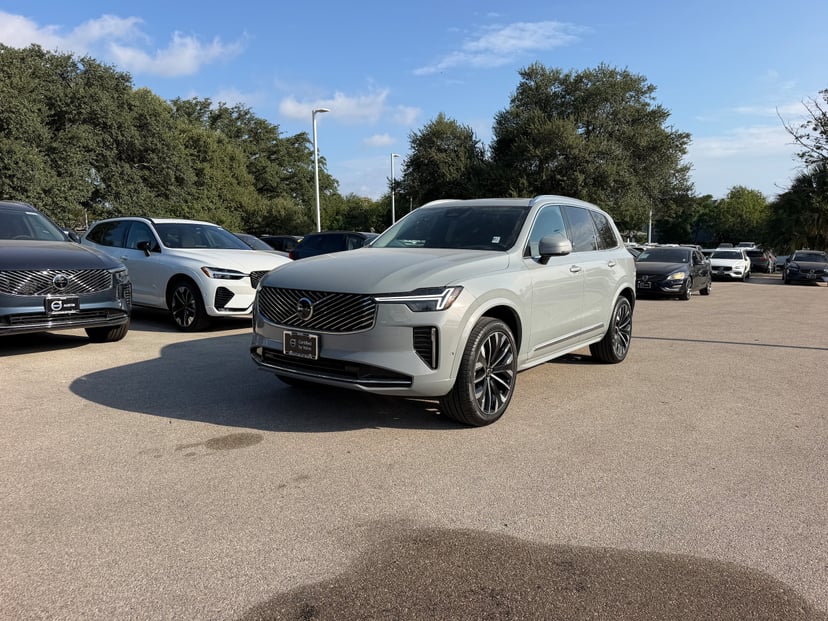 2026 Volvo XC90 - Image 1