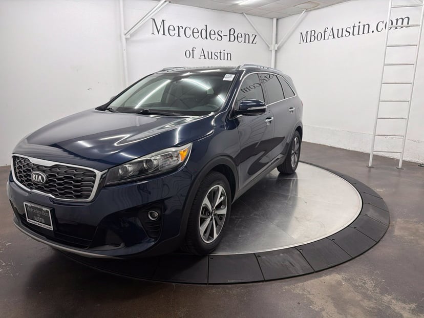 2019 Kia Sorento - Image 1
