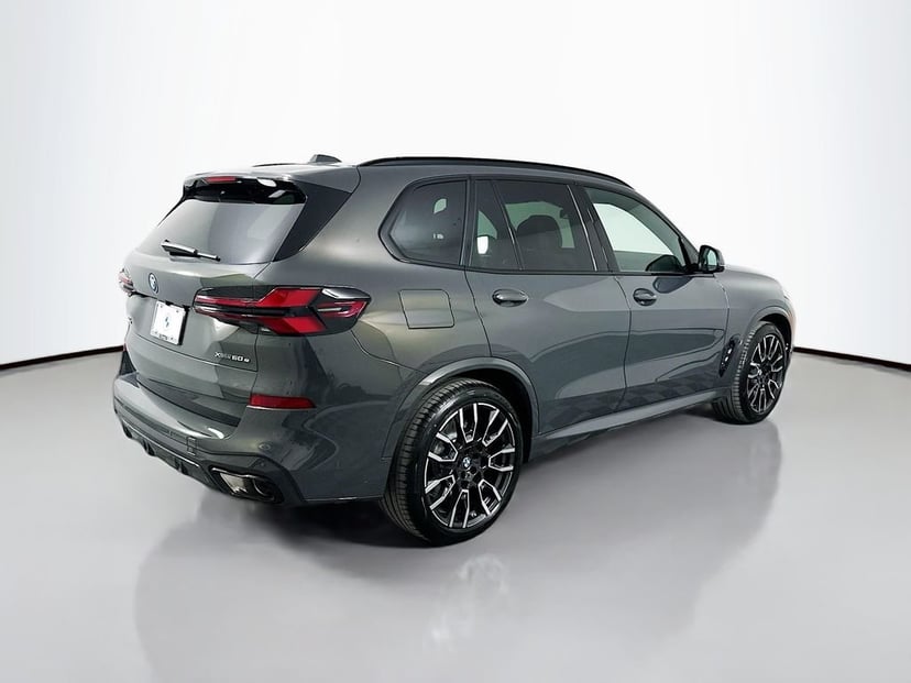 2026 BMW X5 - Image 2