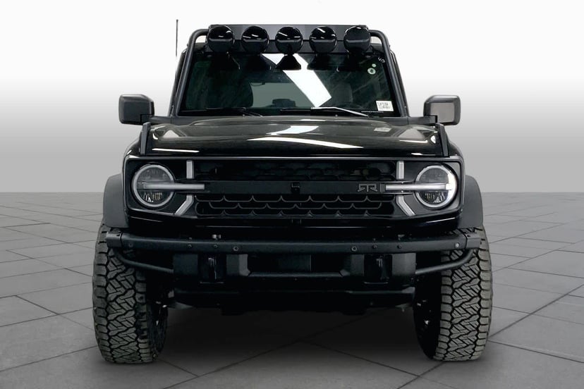 2026 Ford Bronco - Image 3