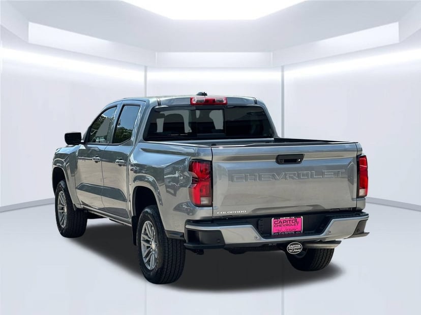 2026 Chevrolet Colorado - Image 2