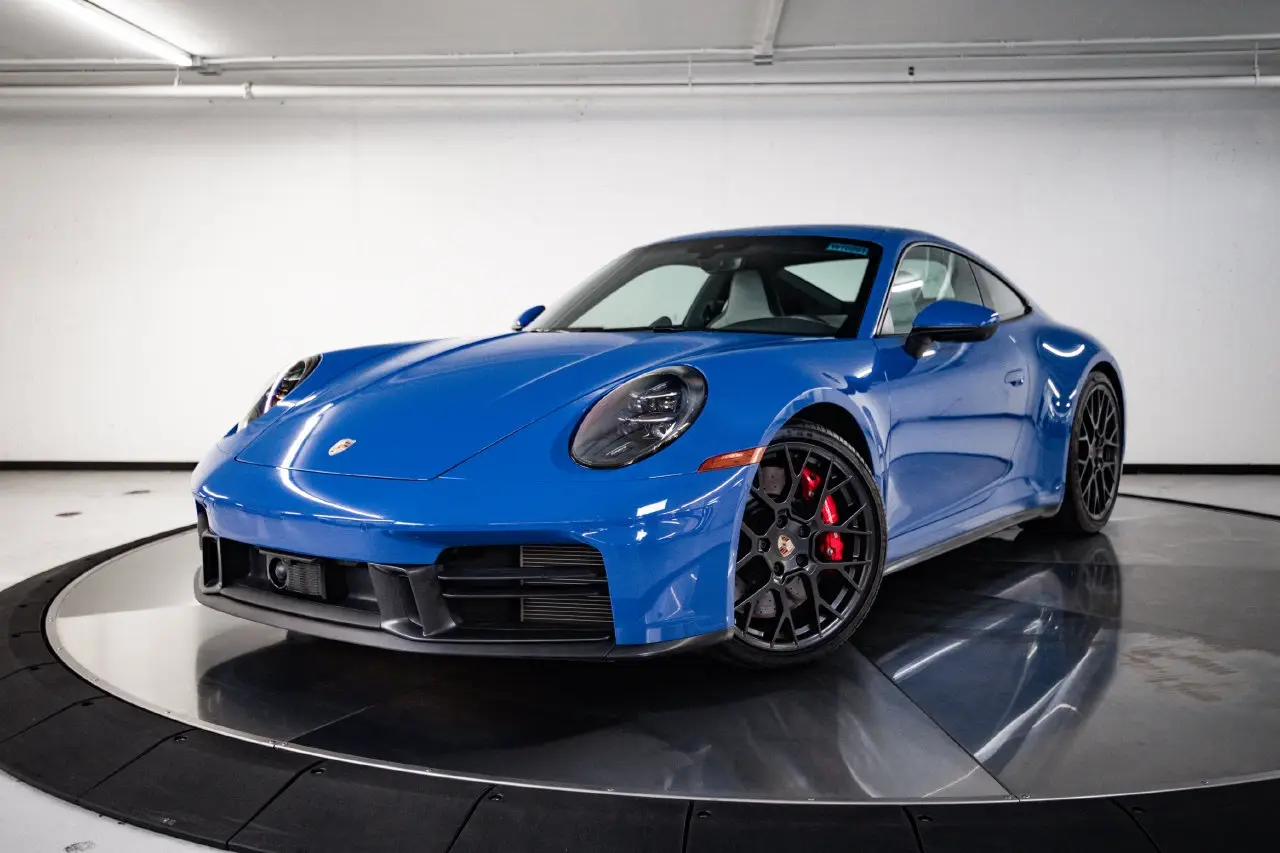 2025 Porsche 911 - Image 1