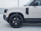 2026 Land Rover Defender - Preview 9