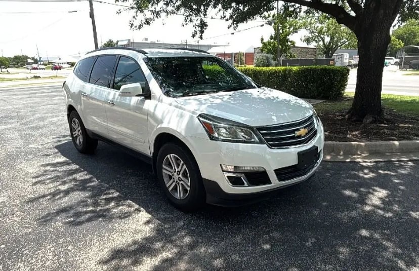 2015 Chevrolet Traverse - Image 1