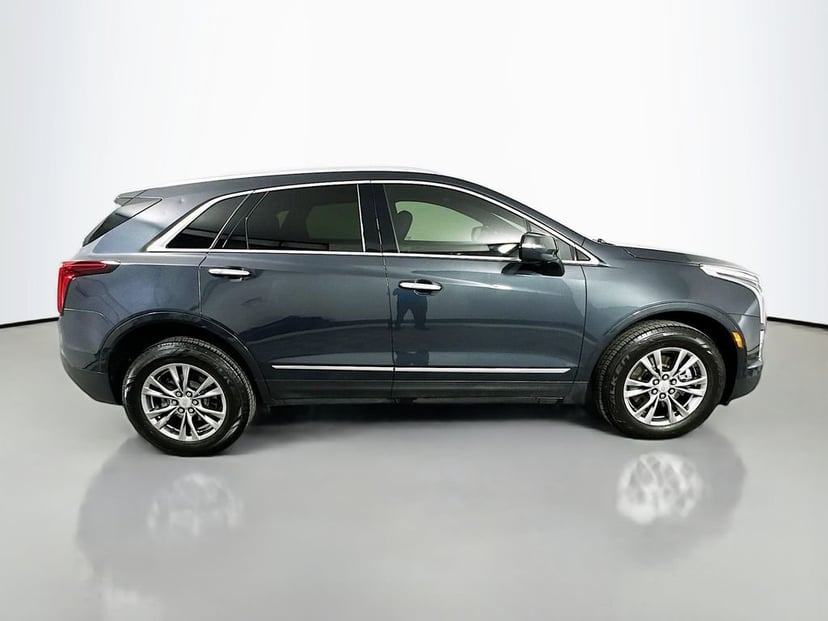 2021 Cadillac XT5 - Image 2