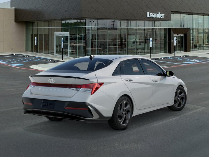 2026 Hyundai Elantra - Image 3