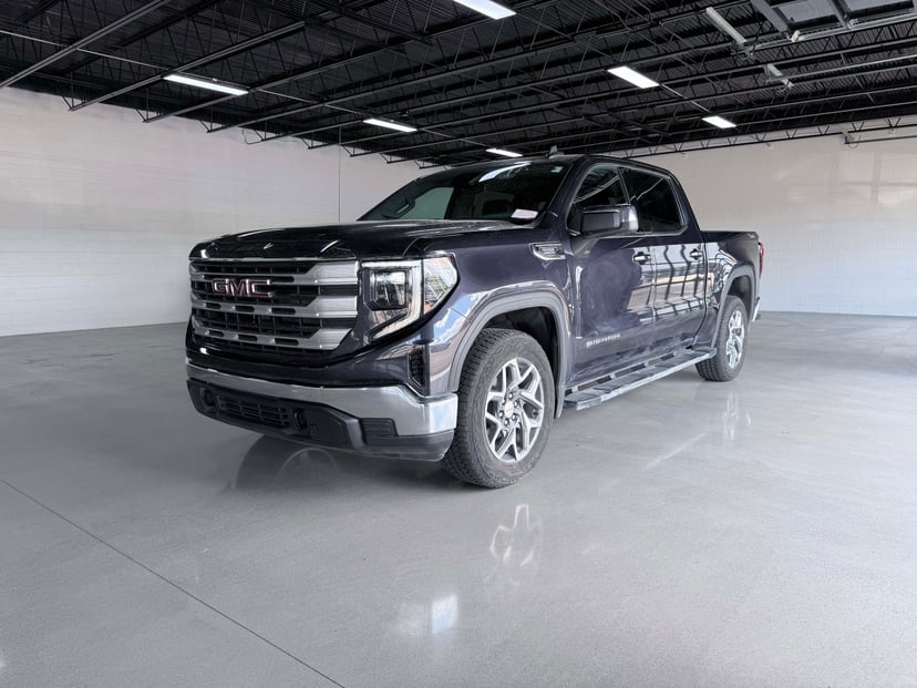 2024 GMC Sierra 1500 - Image 1