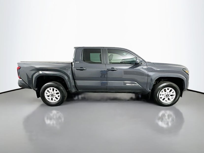2024 Toyota Tacoma - Image 3