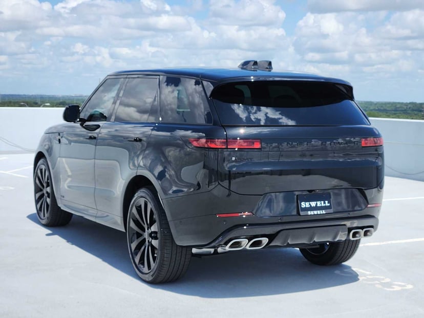 2026 Land Rover Range Rover Sport - Image 3