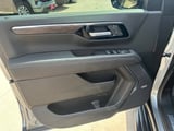 2026 Chevrolet Suburban - Preview 10