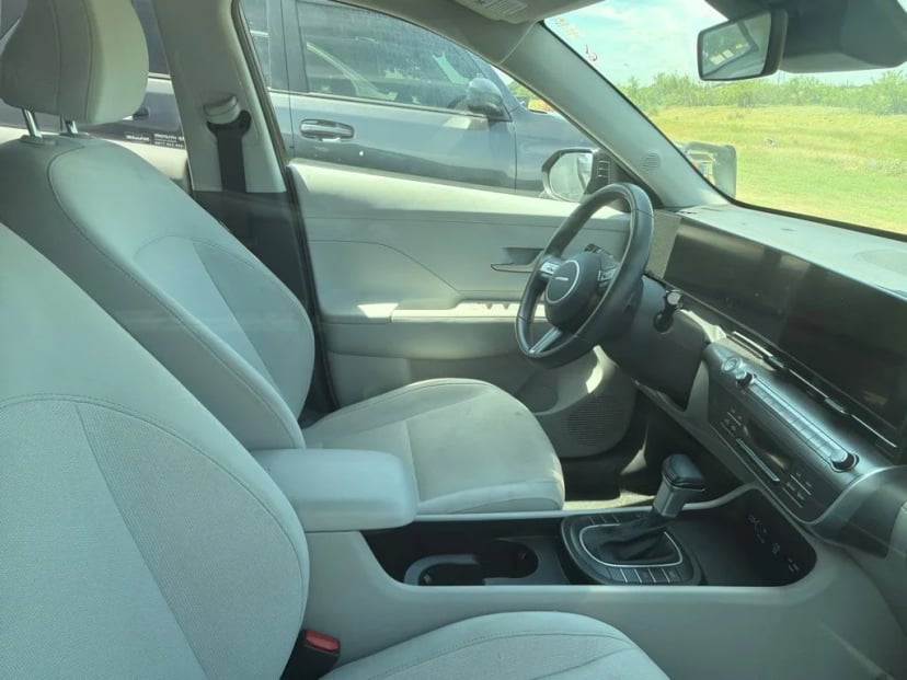 2025 Hyundai Kona - Image 3
