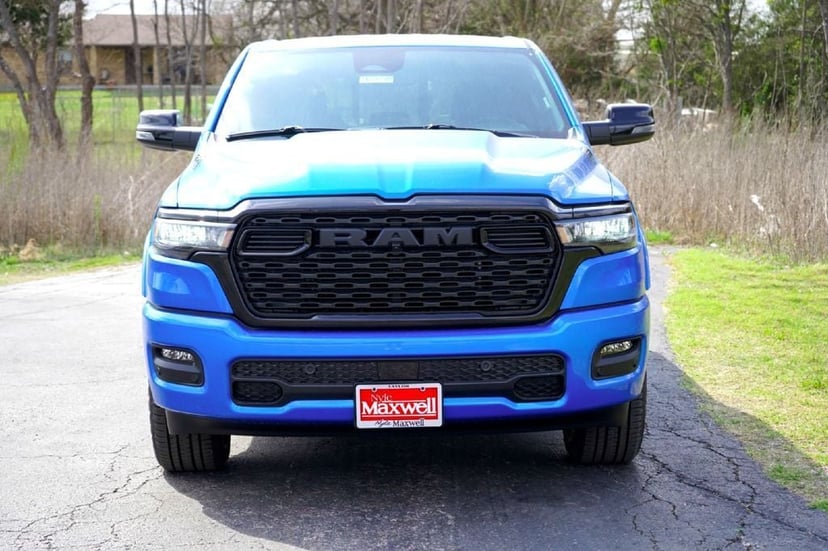 2026 Ram 1500 - Image 2