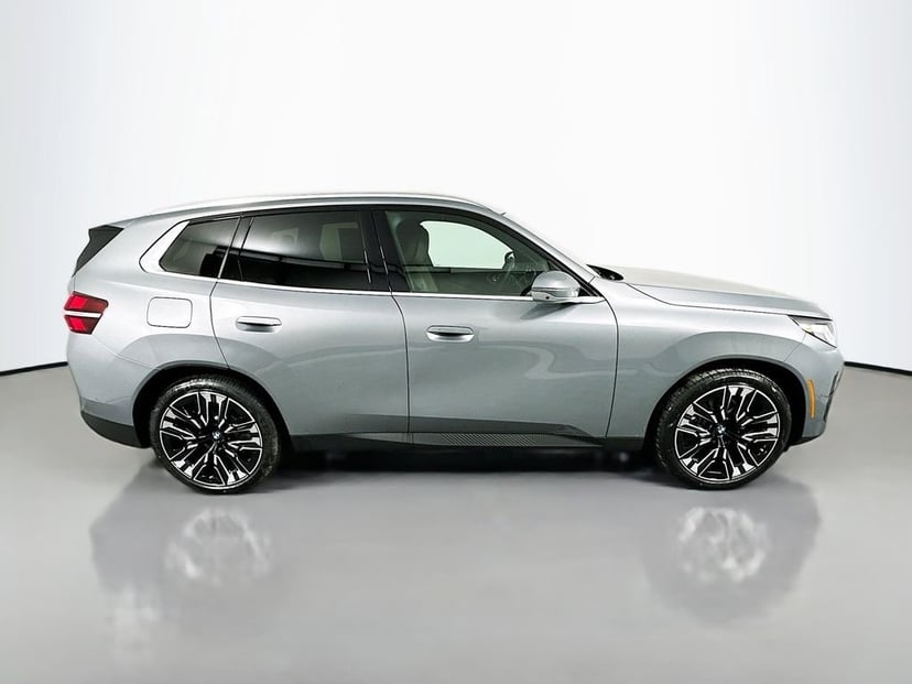 2026 BMW X3 - Image 3