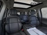 2026 Lincoln Navigator - Preview 10