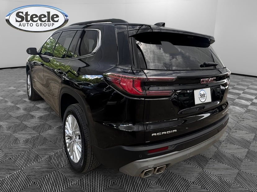 2026 GMC Acadia - Image 3