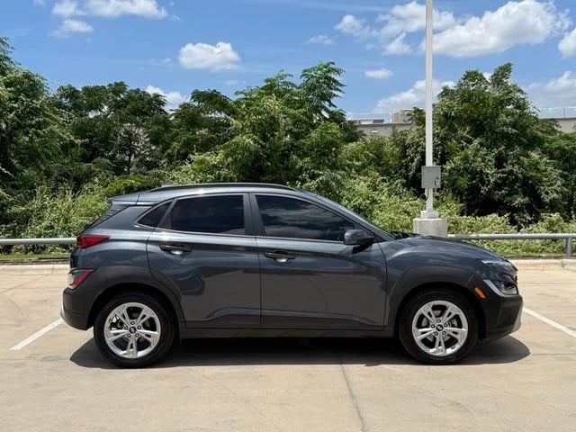 2023 Hyundai Kona - Image 2