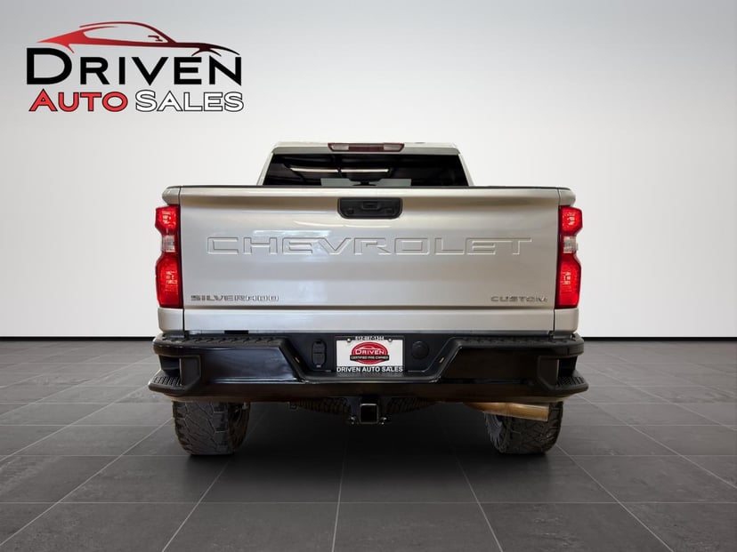 2023 Chevrolet Silverado HD - Image 1