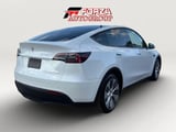 2022 Tesla Model Y - Preview 7