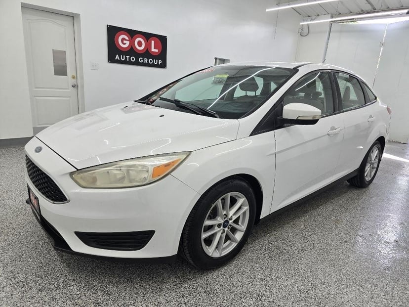 2017 Ford Focus SE Sedan - Image 1