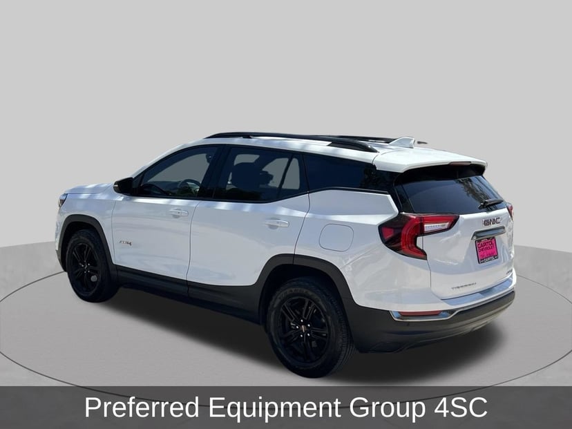 2024 GMC Terrain - Image 2