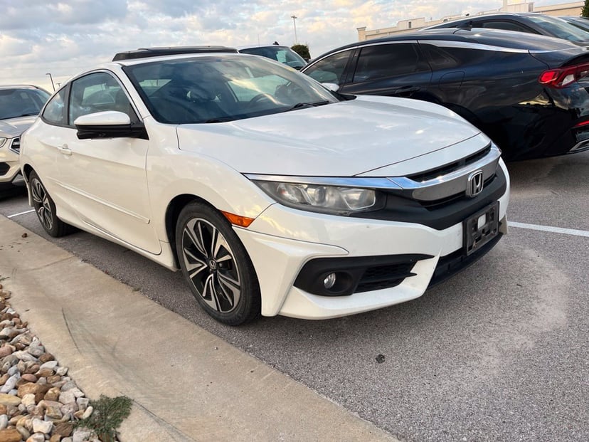 2016 Honda Civic - Image 1