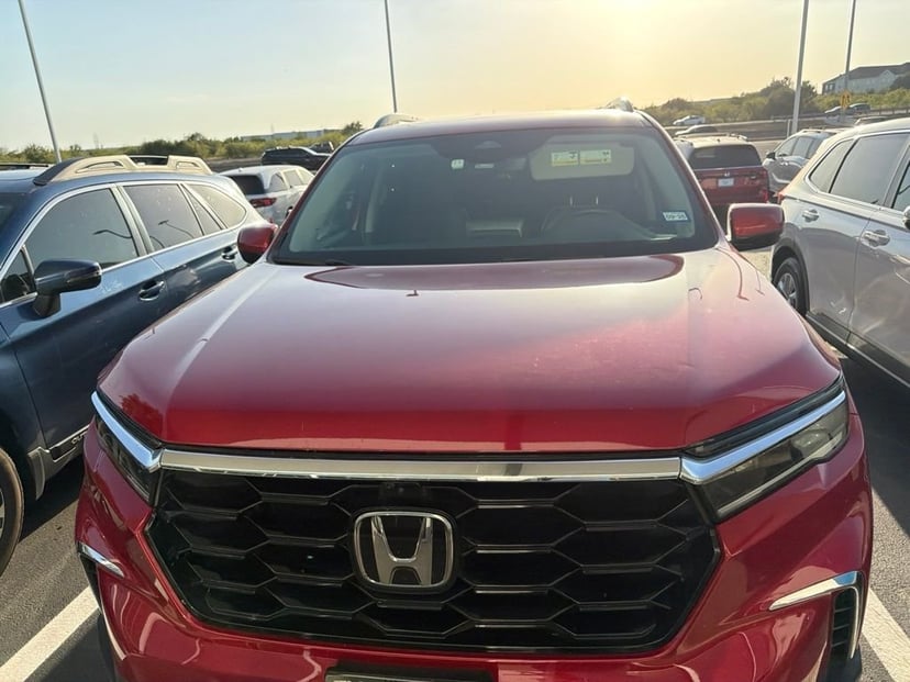 2023 Honda Pilot - Image 3
