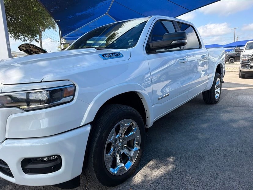 2026 Ram 1500 - Image 3