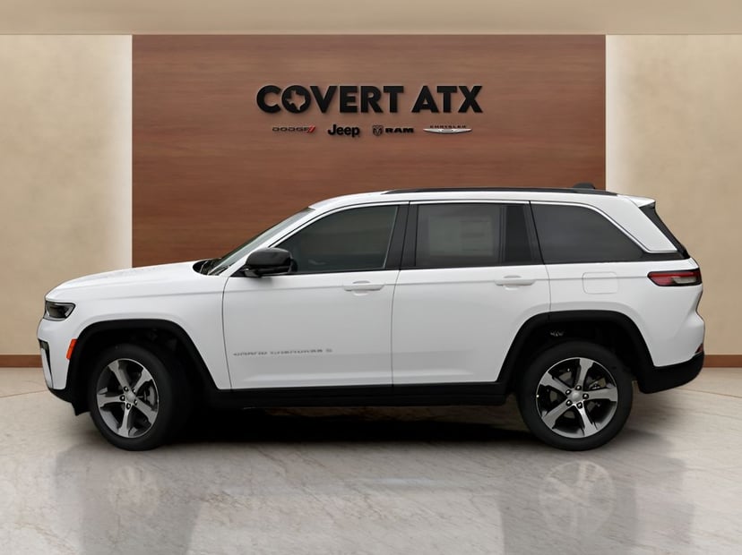 2026 Jeep Grand Cherokee - Image 3