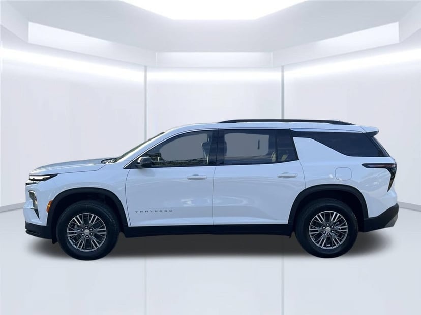 2026 Chevrolet Traverse - Image 1