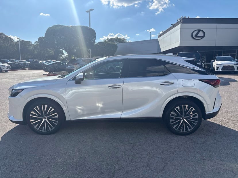 2024 Lexus RX - Image 1