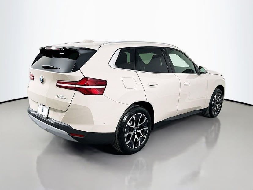 2026 BMW X3 - Image 3