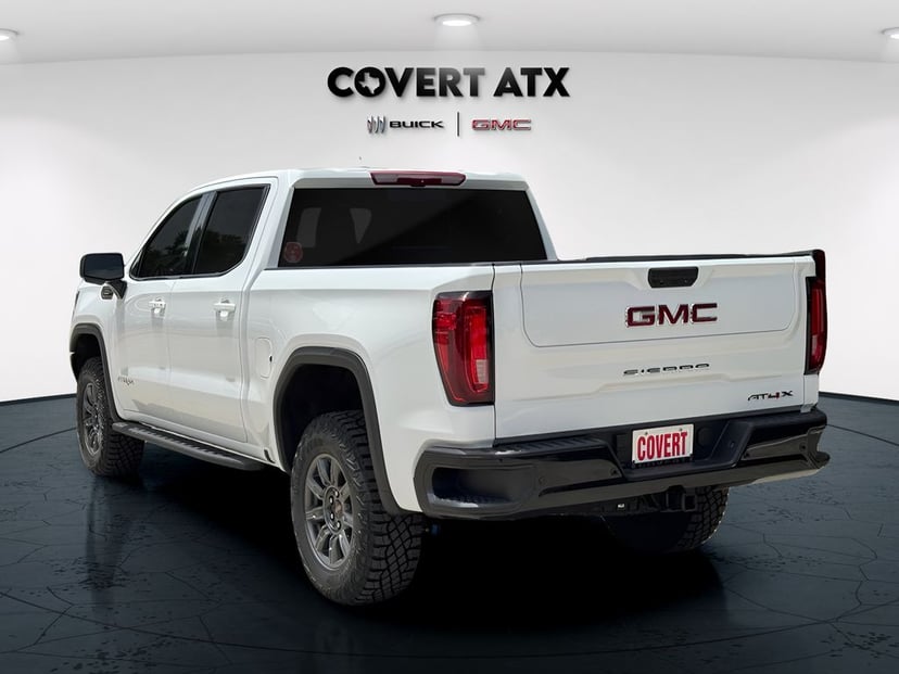 2026 GMC Sierra 1500 - Image 2
