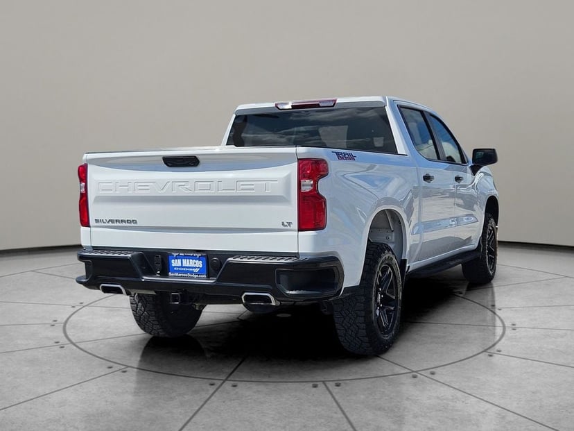 2023 Chevrolet Silverado 1500 - Image 3