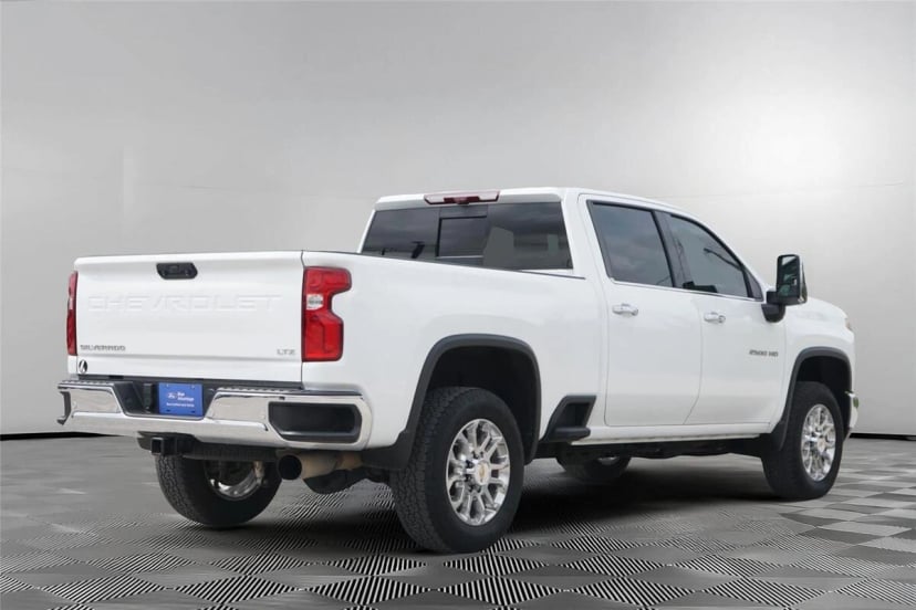 2024 Chevrolet Silverado 2500 HD - Image 3