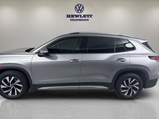 2026 Volkswagen Tiguan - Image 2