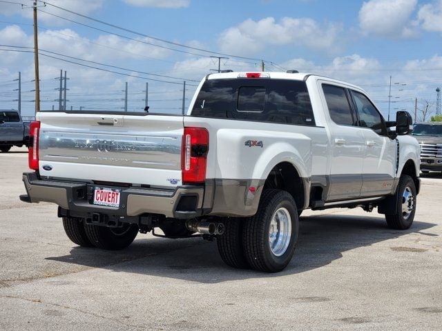 2026 Ford F-350 - Image 3
