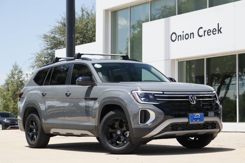 2026 Volkswagen Atlas - Image 1