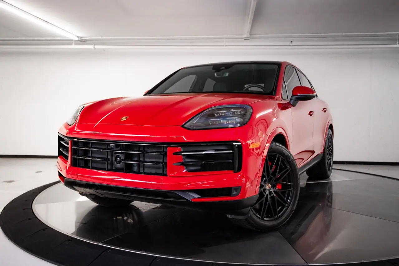2026 Porsche Cayenne - Image 1