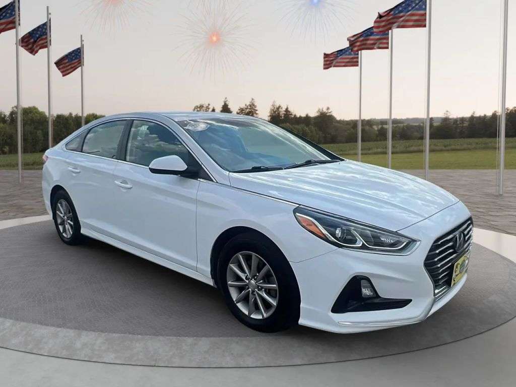 2019 Hyundai Sonata - Image 1