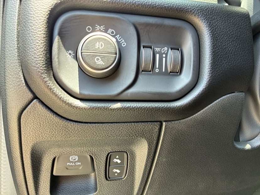 2026 Ram 1500 - Image 3