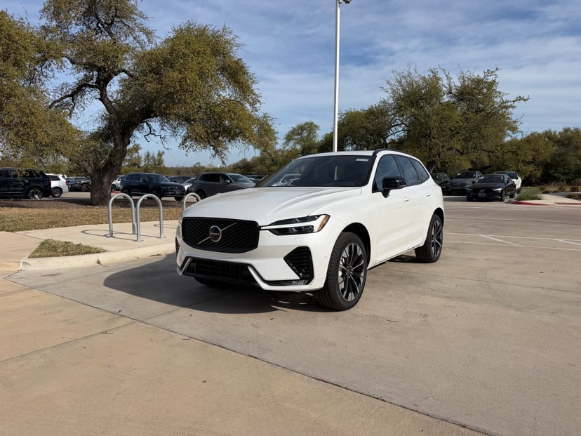 2026 Volvo XC60 - Image 1
