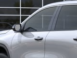2027 Chevrolet Traverse - Preview 12