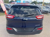 2016 Jeep Cherokee - Preview 3