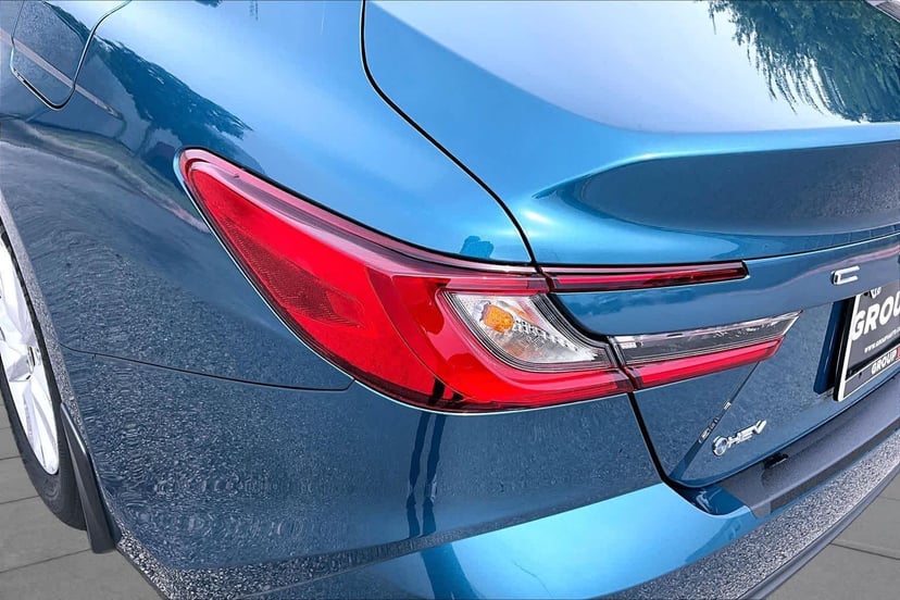 2025 Toyota Camry - Image 3